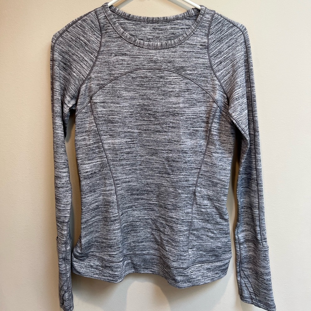 Heathered grey lululemon long sleeve